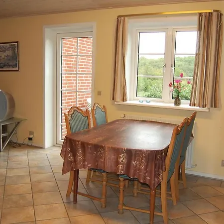 Hébergement de vacances 2 Bedroom In *